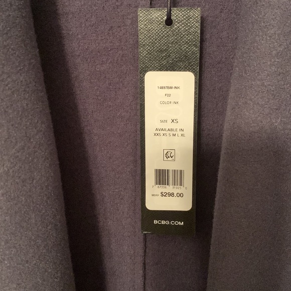 BCBG MAX AZRIA - Picture 4 of 5